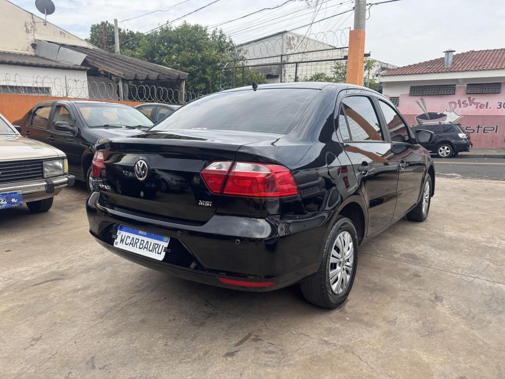 VOLKSWAGEN Voyage - Foto