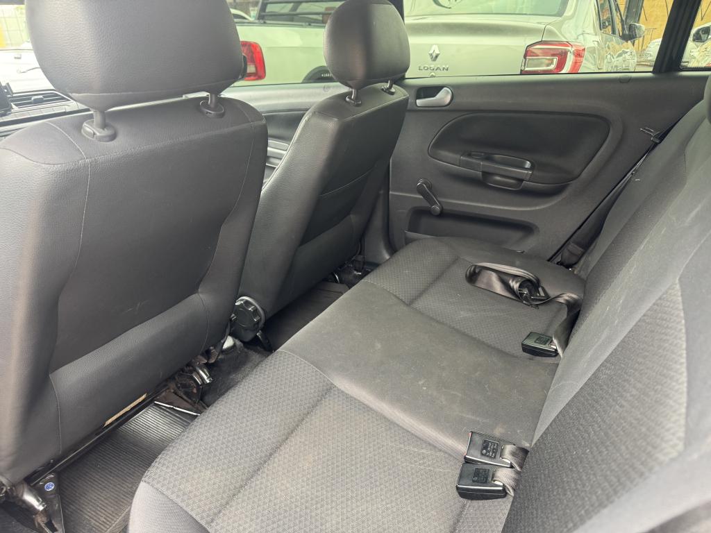 VOLKSWAGEN Voyage - Foto