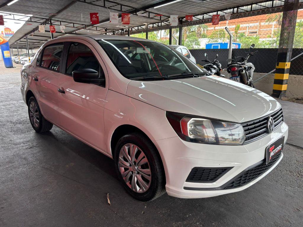 VOLKSWAGEN Voyage - Foto