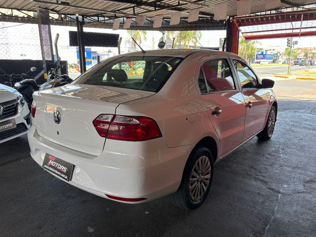 VOLKSWAGEN Voyage - Foto