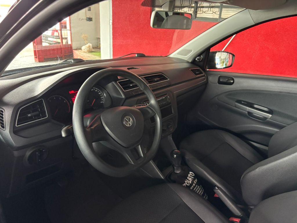 VOLKSWAGEN Voyage - Foto