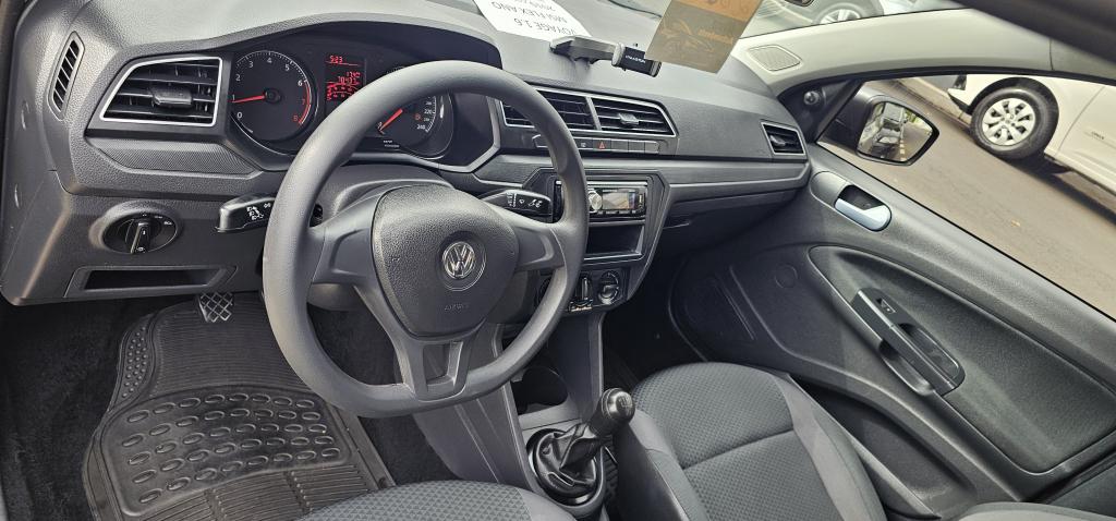 VOLKSWAGEN Voyage - Foto