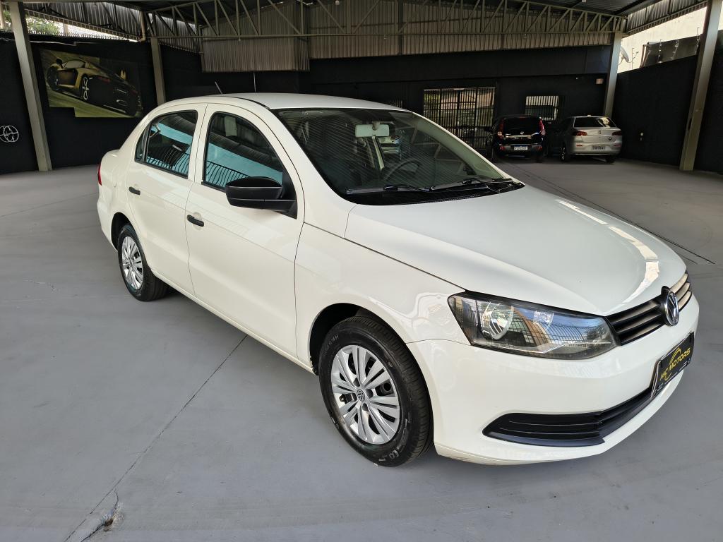 VOLKSWAGEN Voyage - Foto