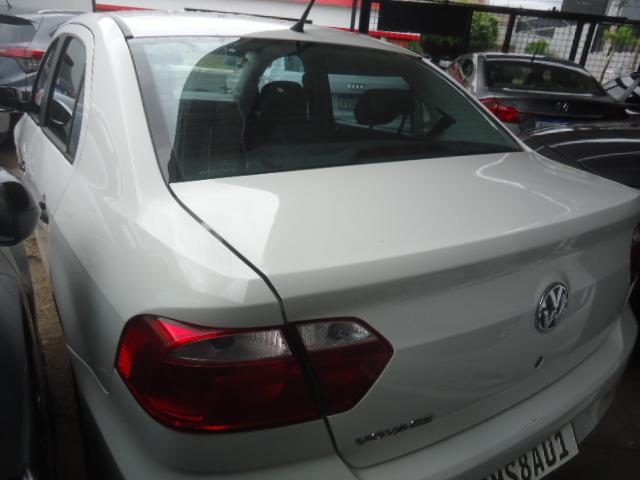 VOLKSWAGEN Voyage - Foto