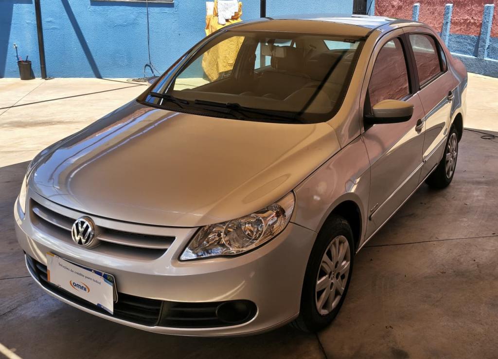 VOLKSWAGEN Voyage - Foto