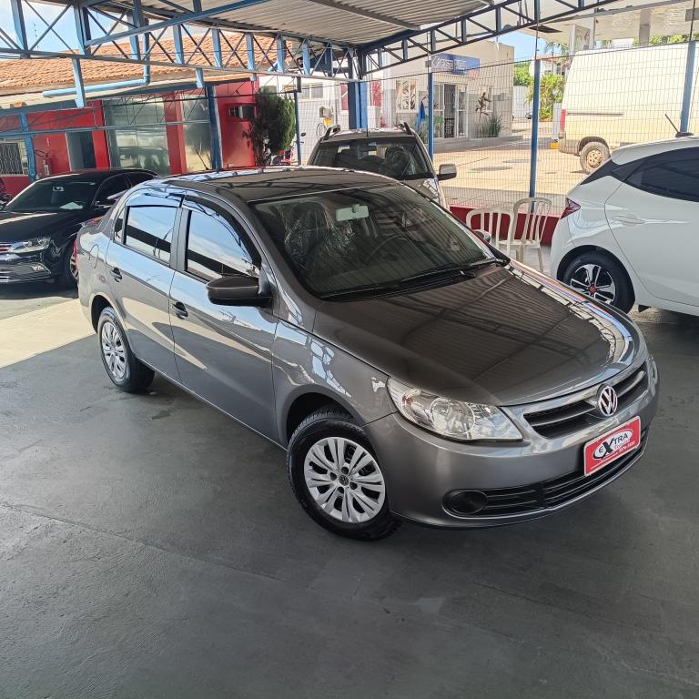 VOLKSWAGEN Voyage - Foto