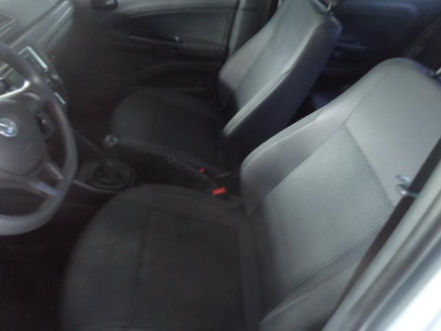 VOLKSWAGEN Voyage - Foto