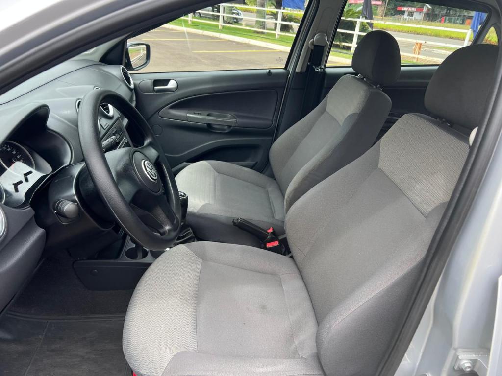 VOLKSWAGEN Voyage - Foto