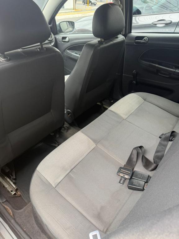 VOLKSWAGEN Voyage - Foto