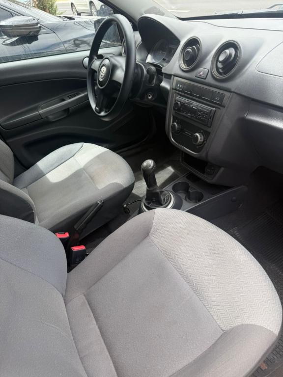 VOLKSWAGEN Voyage - Foto