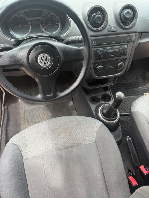 VOLKSWAGEN Voyage - Foto