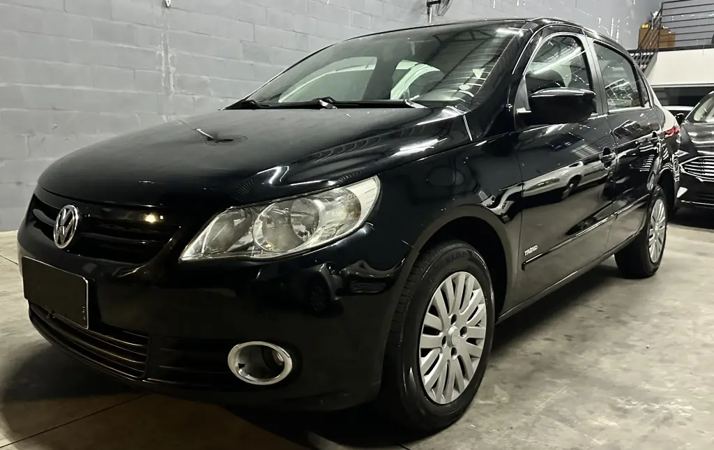 VOLKSWAGEN Voyage - Foto