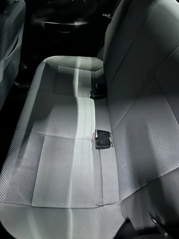 VOLKSWAGEN Voyage - Foto