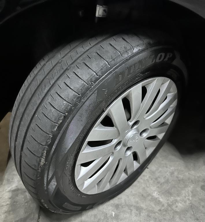 VOLKSWAGEN Voyage - Foto