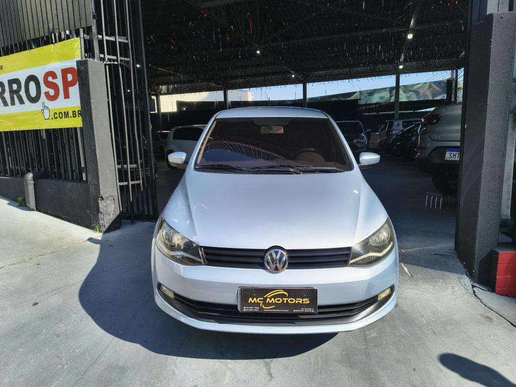 VOLKSWAGEN Voyage - Foto