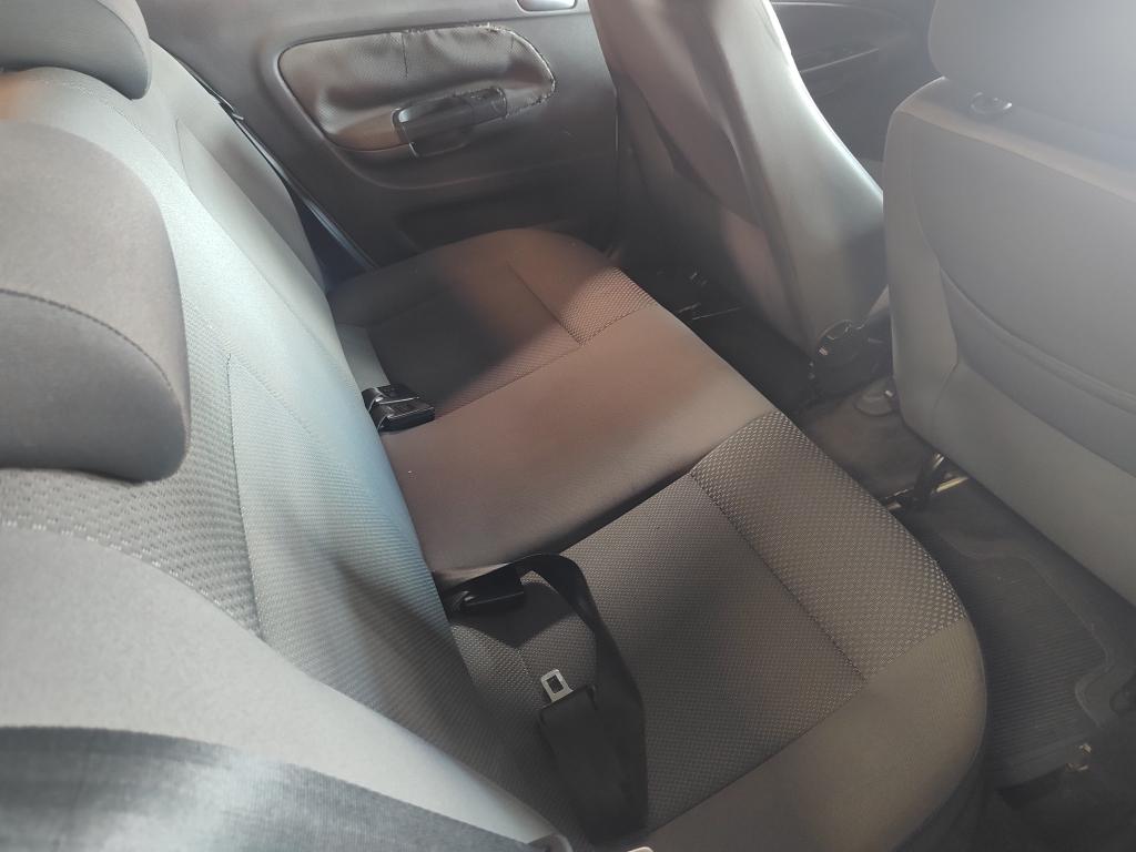 VOLKSWAGEN Voyage - Foto