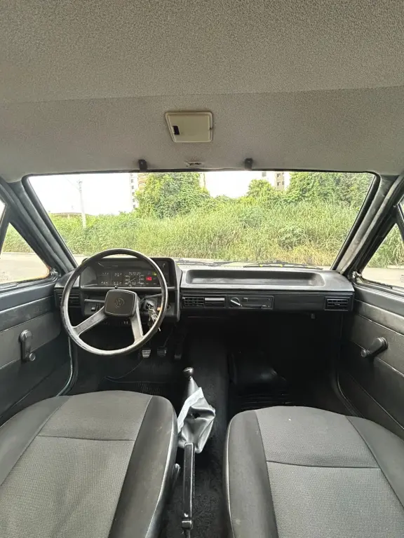 VOLKSWAGEN Voyage - Foto