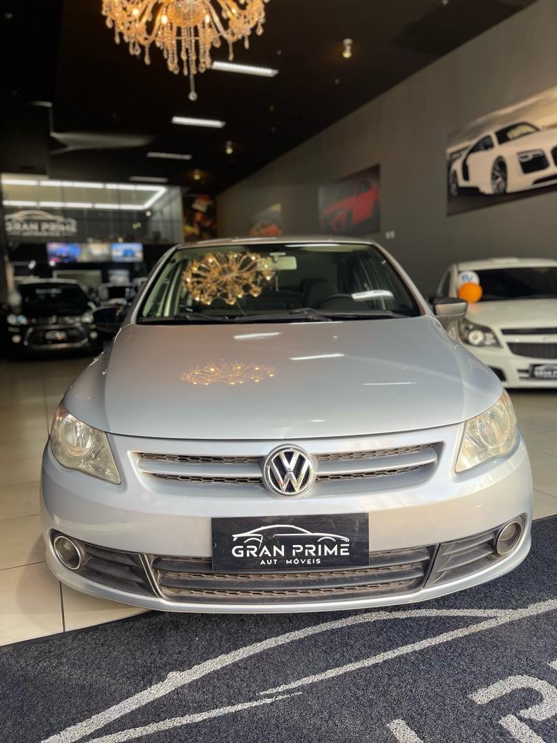 VOLKSWAGEN Voyage - Foto