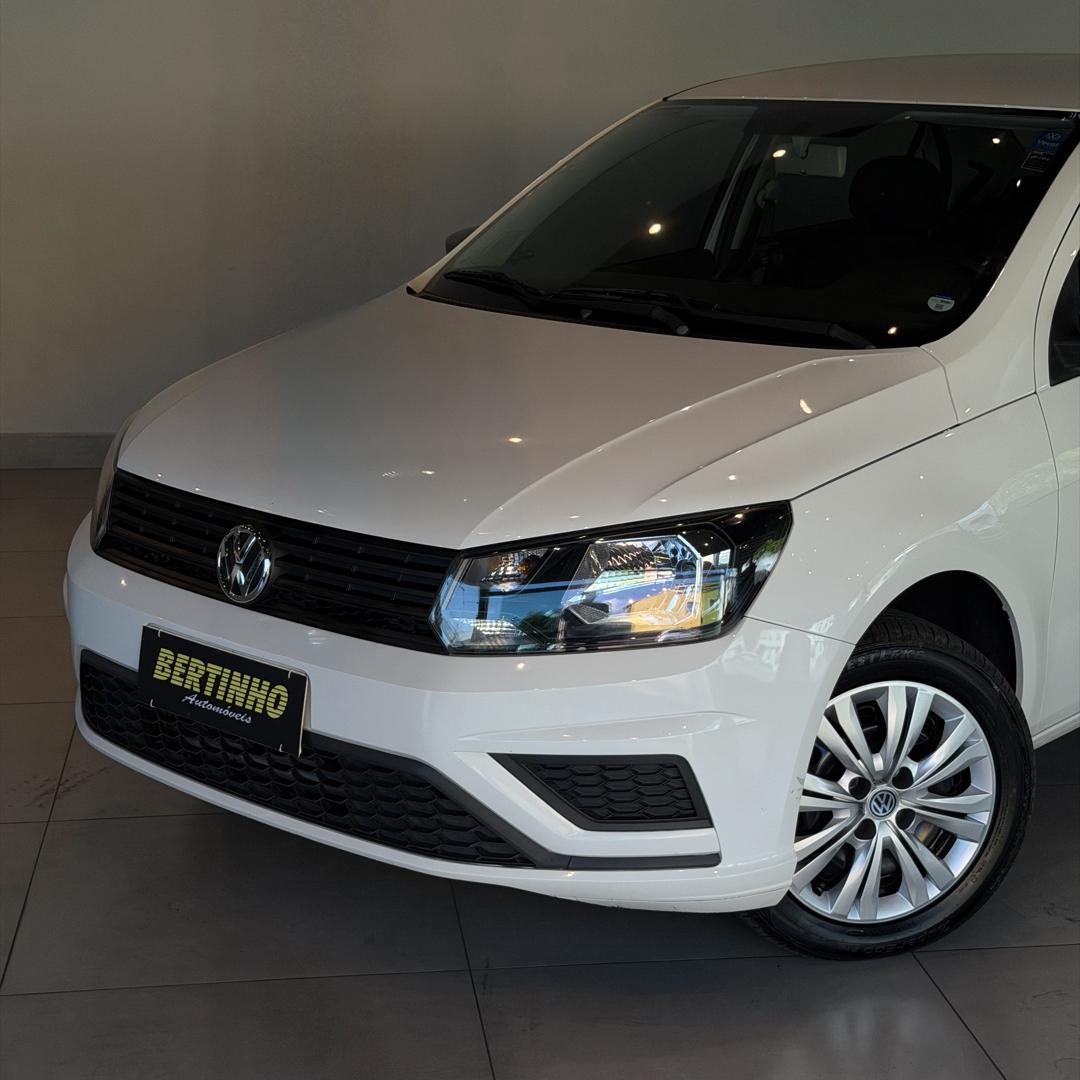 VOLKSWAGEN Voyage - Foto