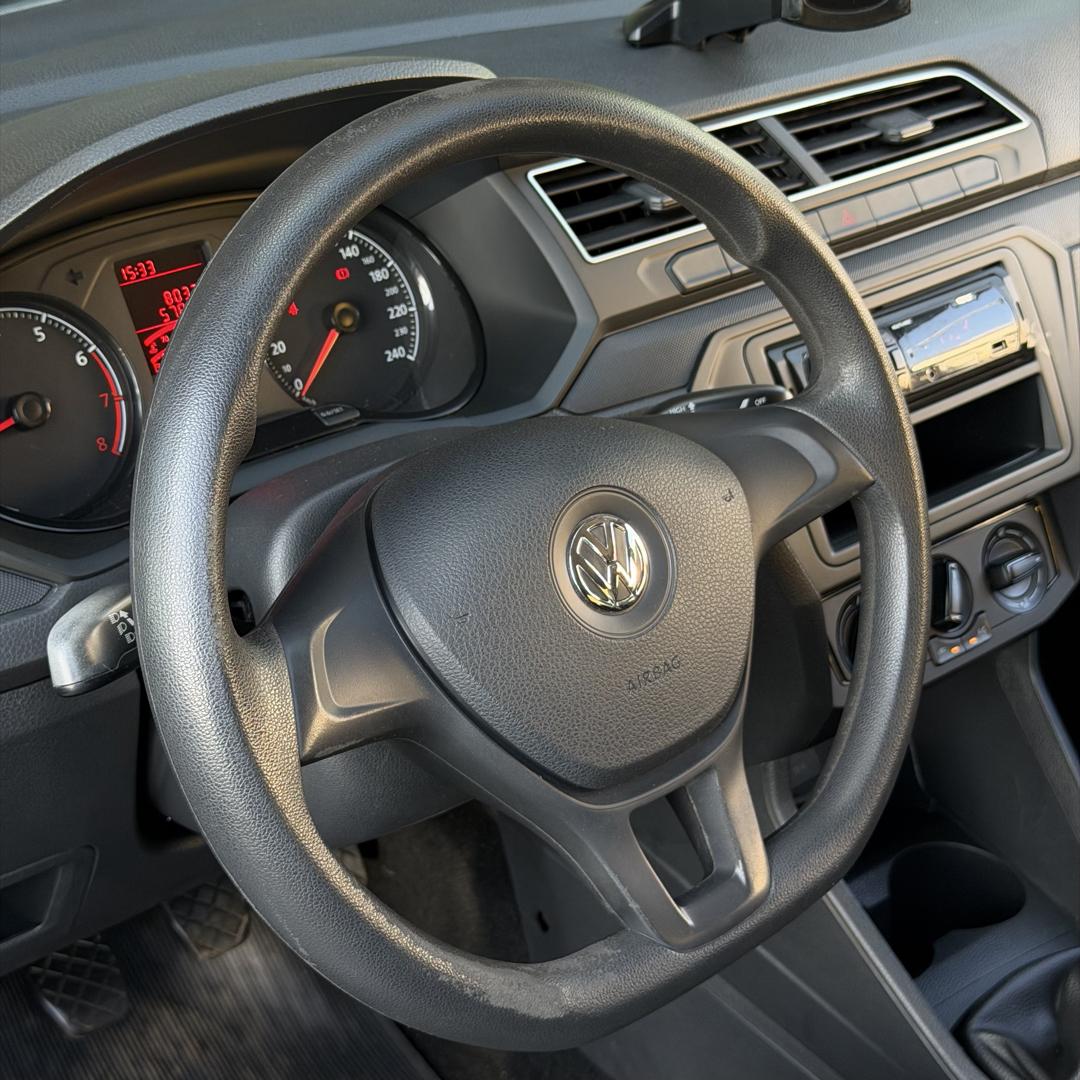 VOLKSWAGEN Voyage - Foto