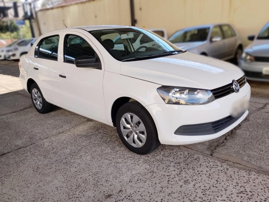 VOLKSWAGEN Voyage - Foto