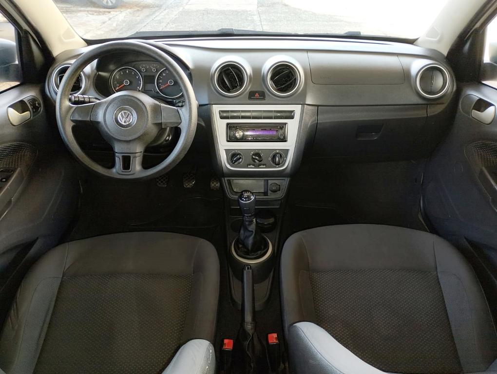 VOLKSWAGEN Voyage - Foto