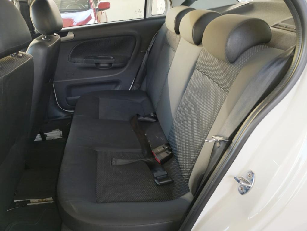 VOLKSWAGEN Voyage - Foto
