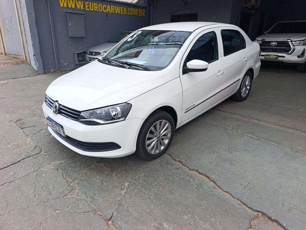 VOLKSWAGEN Voyage