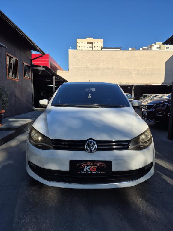 VOLKSWAGEN Voyage - Foto