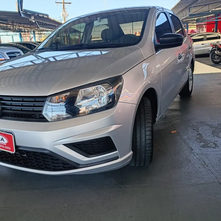 VOLKSWAGEN Voyage - Foto