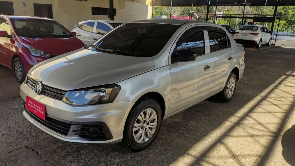 VOLKSWAGEN Voyage