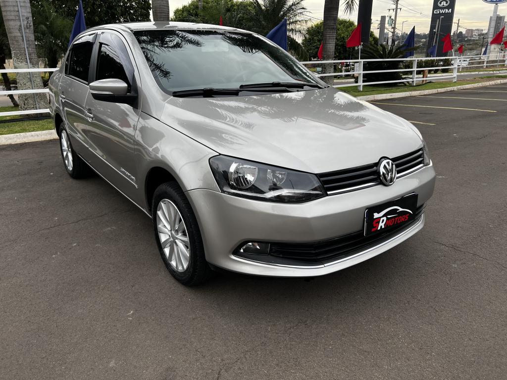 VOLKSWAGEN Voyage - Foto