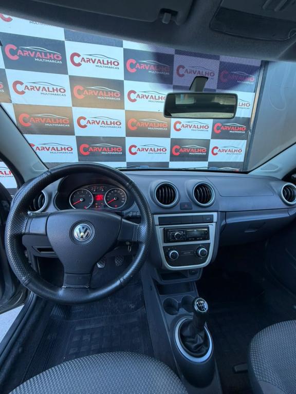 VOLKSWAGEN Voyage - Foto