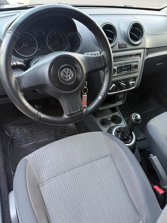VOLKSWAGEN Voyage - Foto