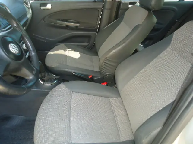 VOLKSWAGEN Voyage - Foto