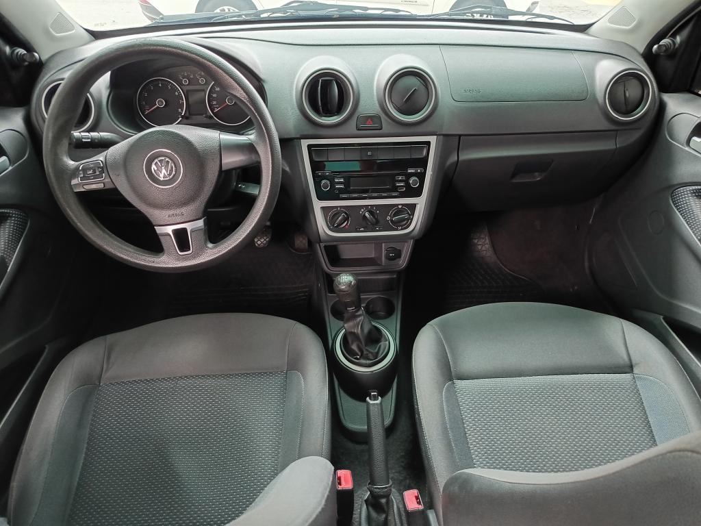VOLKSWAGEN Voyage - Foto