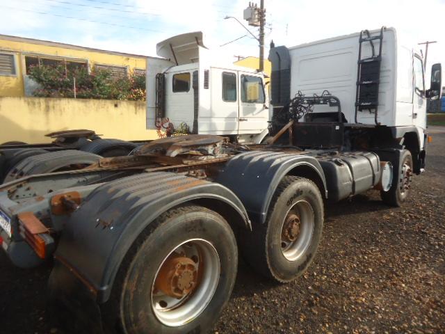 VOLVO FM 440 - Foto