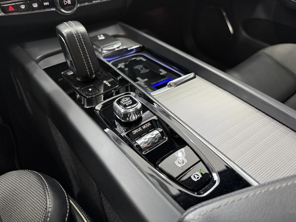 VOLVO XC60 - Foto