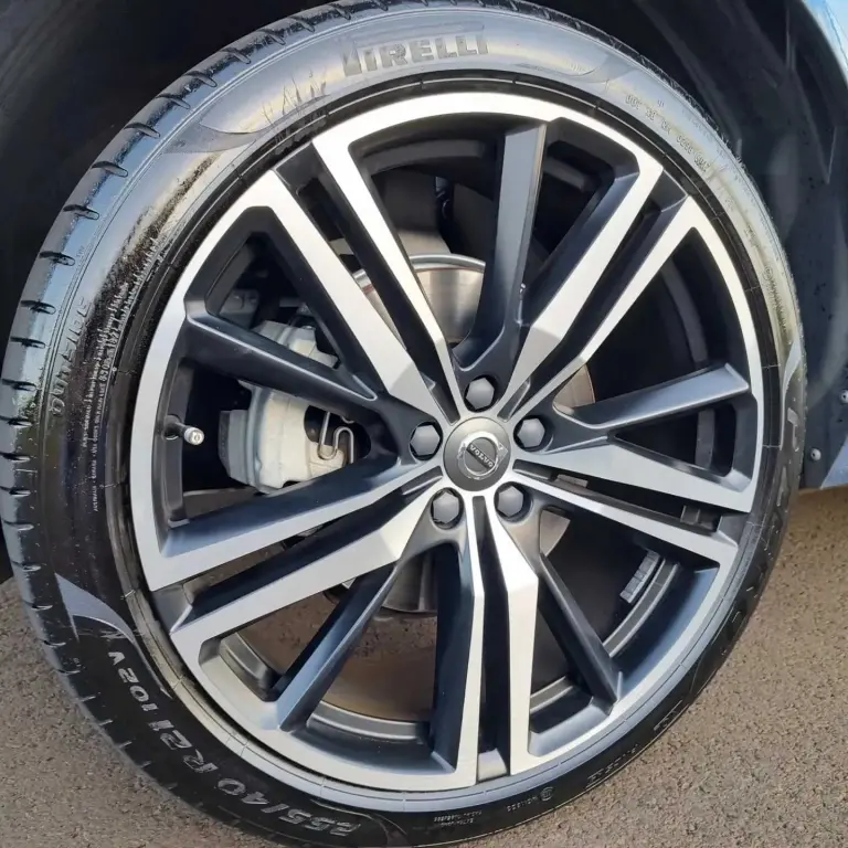 VOLVO XC60 - Miniatura