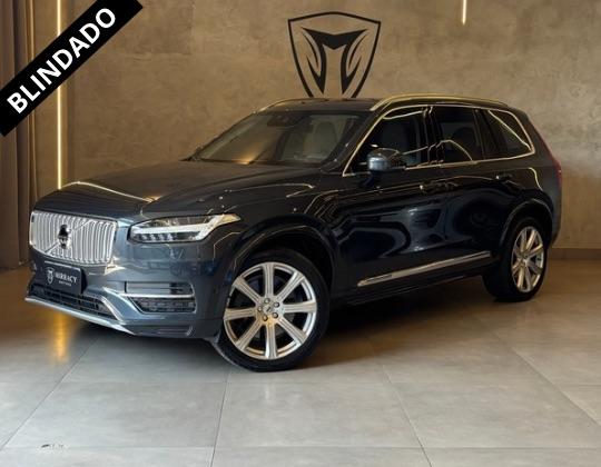 VOLVO XC90 - Foto