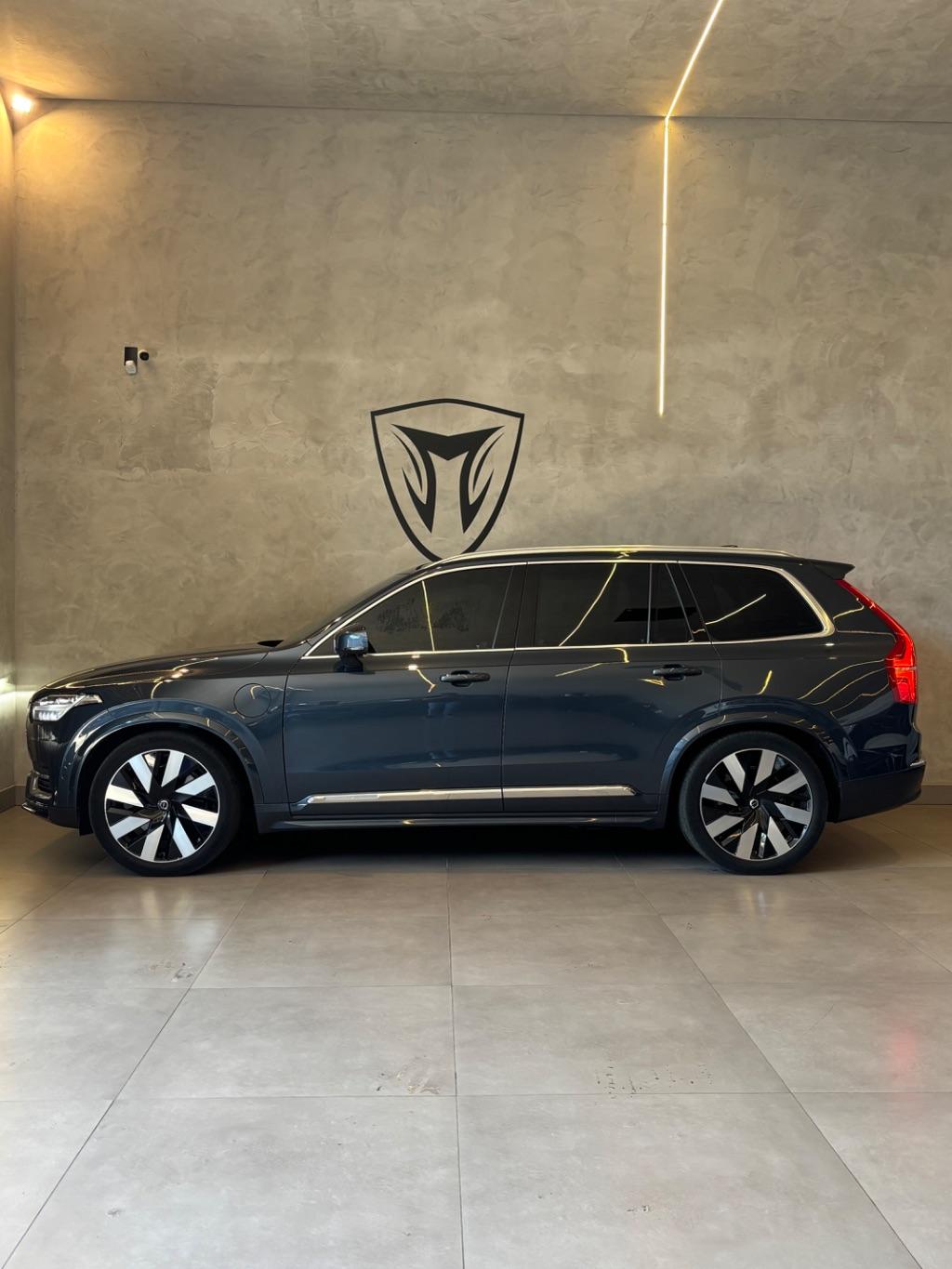 VOLVO XC90 - Foto
