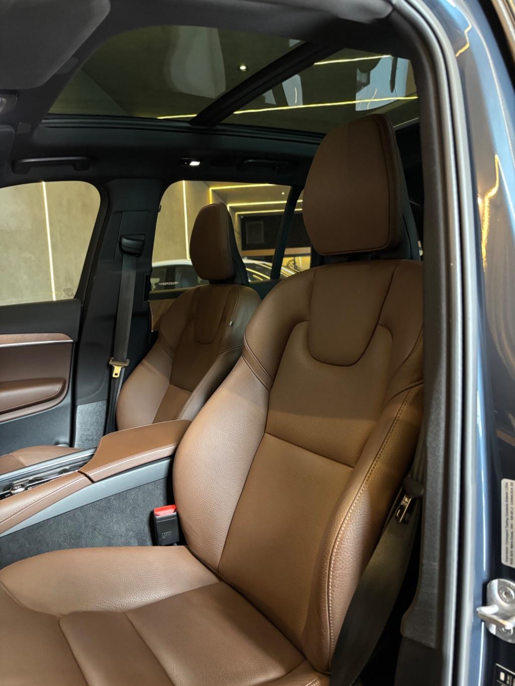 VOLVO XC90 - Foto
