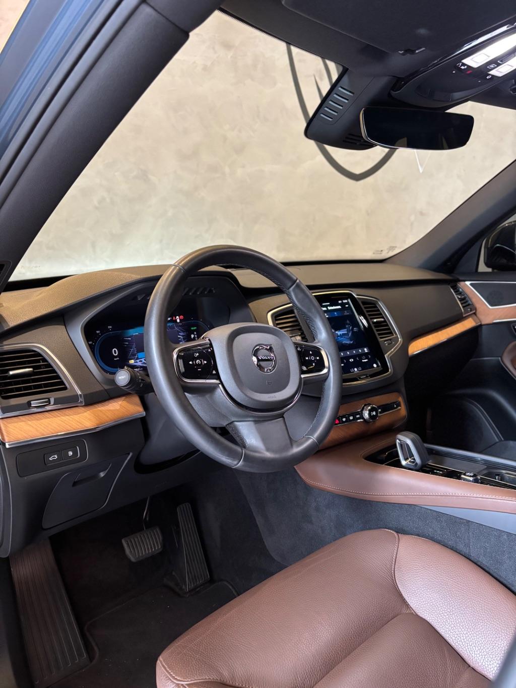 VOLVO XC90 - Foto