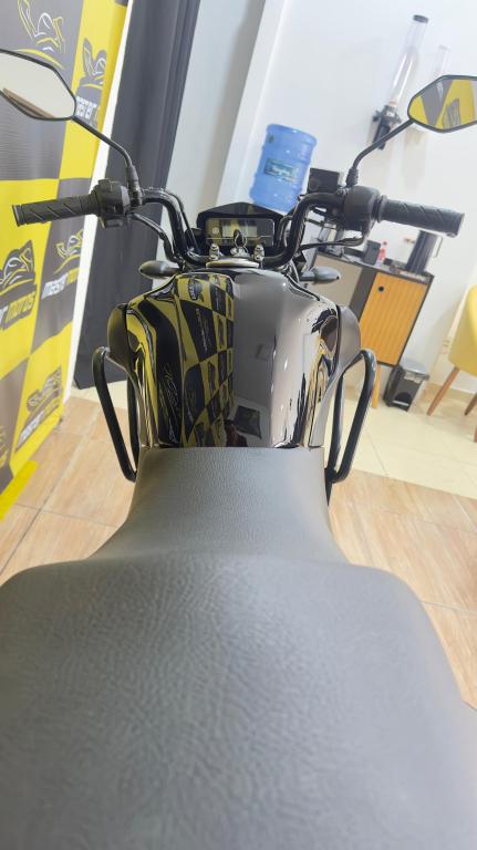 YAMAHA Factor 150 - Foto