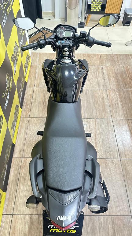 YAMAHA Fazer YS 150 - Foto