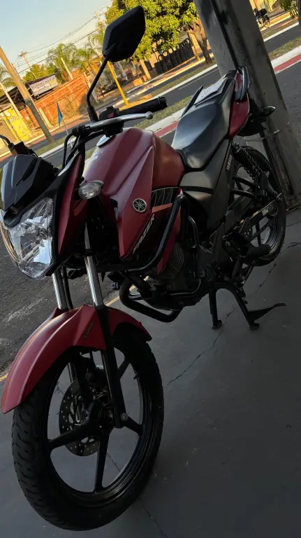 YAMAHA FZ 15 Fazer - Foto