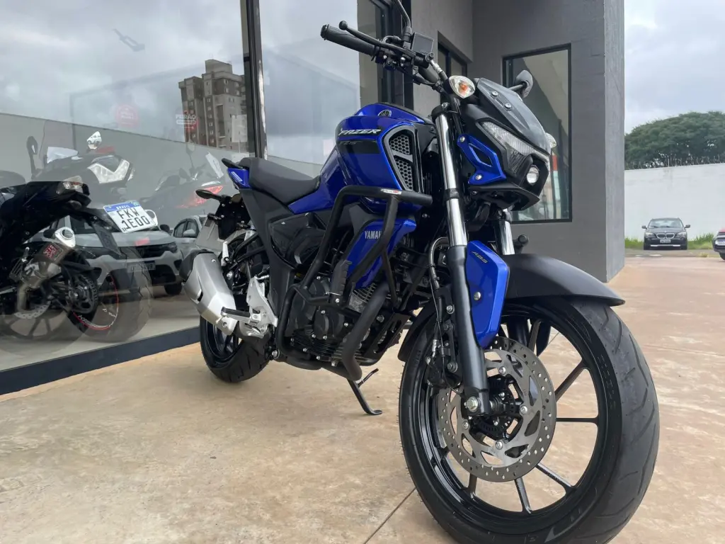 YAMAHA FZ 15 Fazer