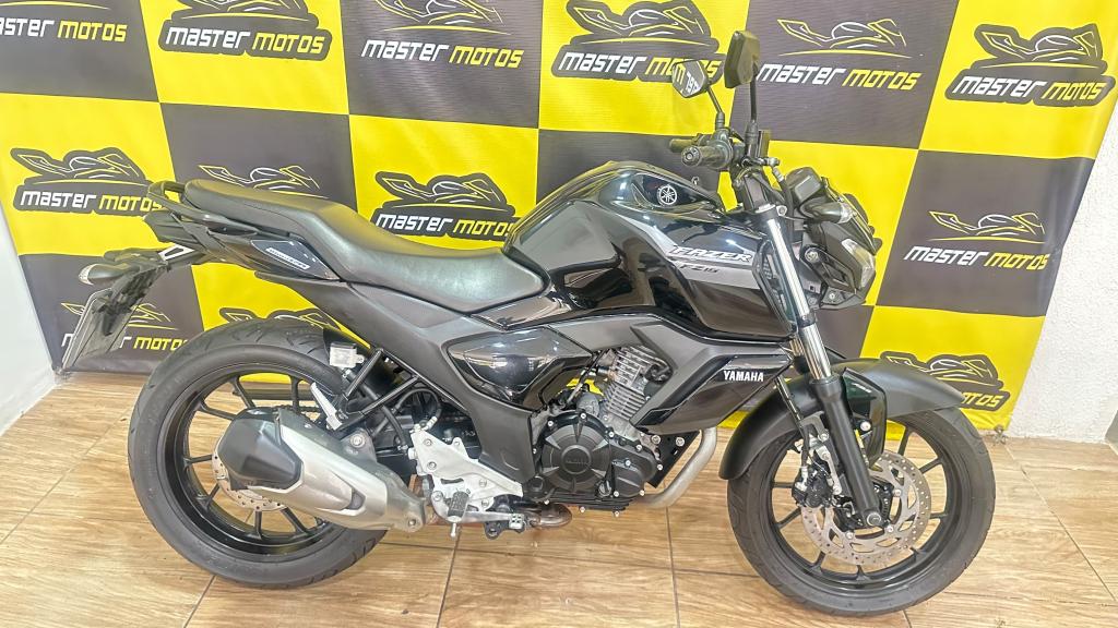 YAMAHA FZ 15 Fazer