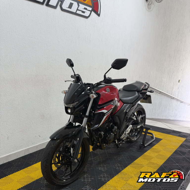 YAMAHA FZ 25 250 Fazer Flex - Foto