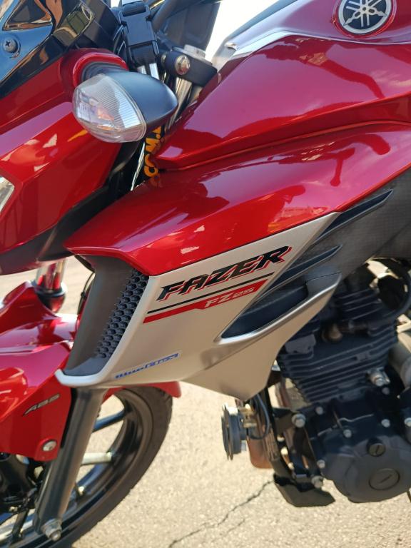 YAMAHA FZ 25 250 Fazer Flex - Foto